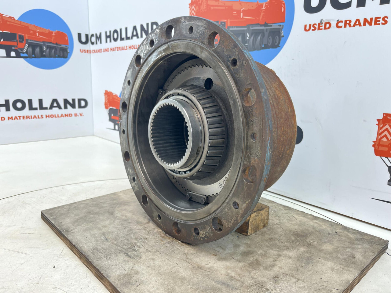 Kessler+Co Kessler planetary gear 22-25-74-40-4pl-H172-46 - Véglehajtás - Daru: 3 kép. Kessler+Co Kessler planetary gear 22-25-74-40-4pl-H172-46 - Véglehajtás - Daru: 3 kép.