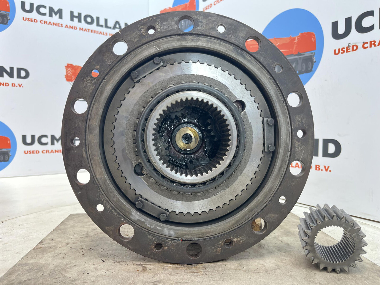 Kessler planetary gear 21-21-63-40-4pl-H140-46 - Véglehajtás - Daru: 5 kép. Kessler planetary gear 21-21-63-40-4pl-H140-46 - Véglehajtás - Daru: 5 kép.