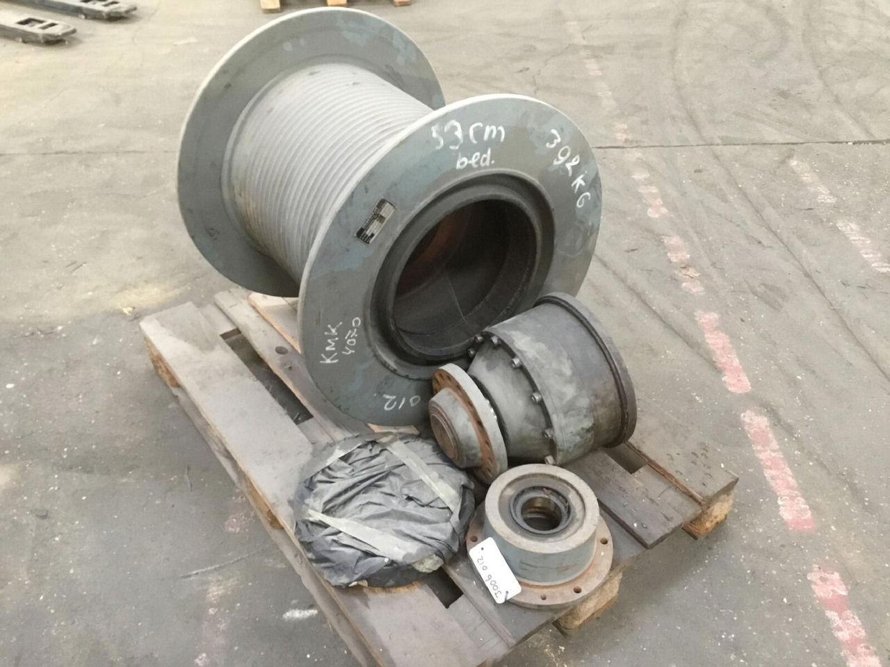 Krupp KMK 4070 winch - Csörlő - Autódaru: 1 kép. Krupp KMK 4070 winch - Csörlő - Autódaru: 1 kép.
