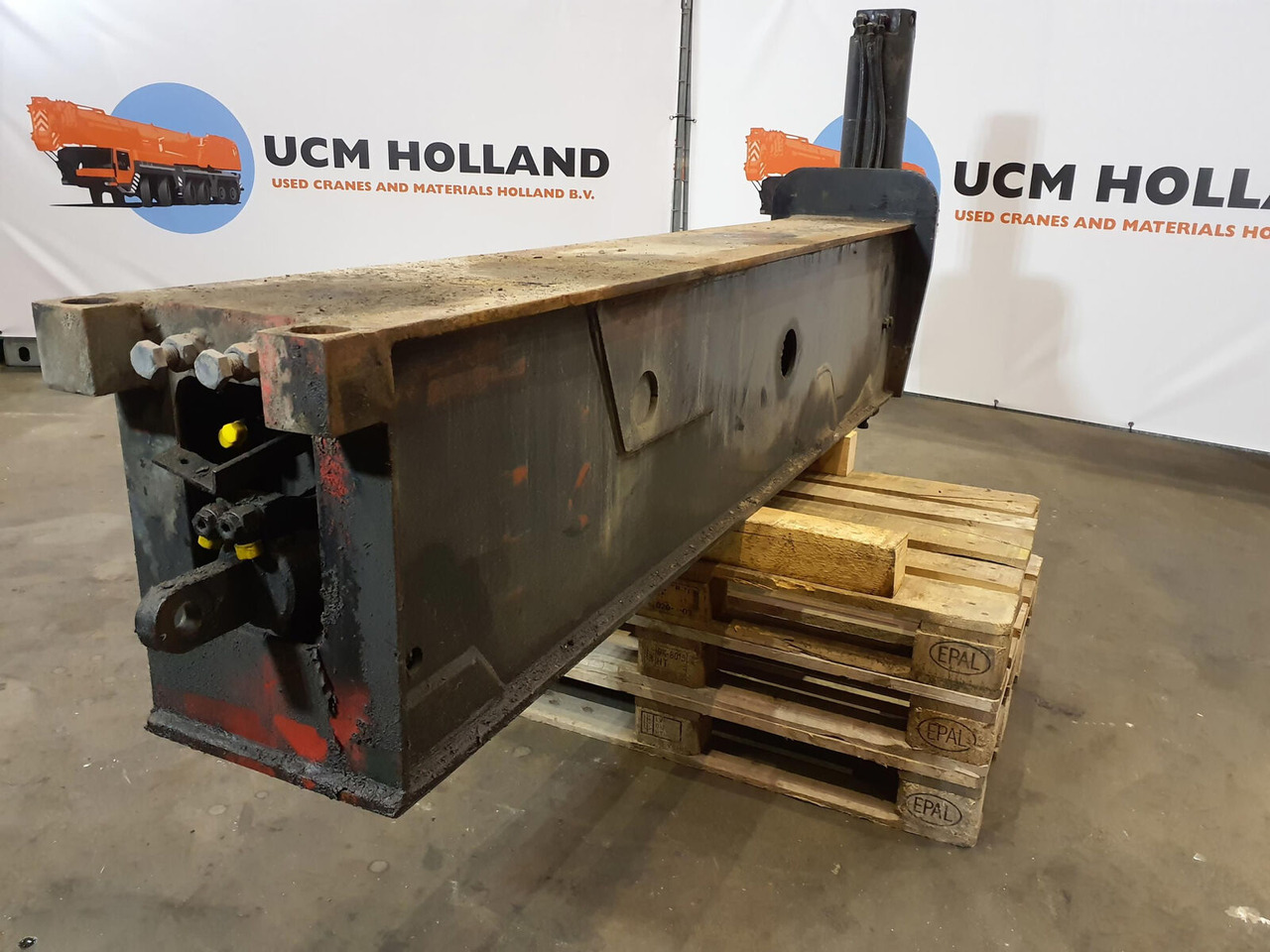 Krupp KMK 5100 sliding beam front - Felfüggesztés - Autódaru: 3 kép. Krupp KMK 5100 sliding beam front - Felfüggesztés - Autódaru: 3 kép.
