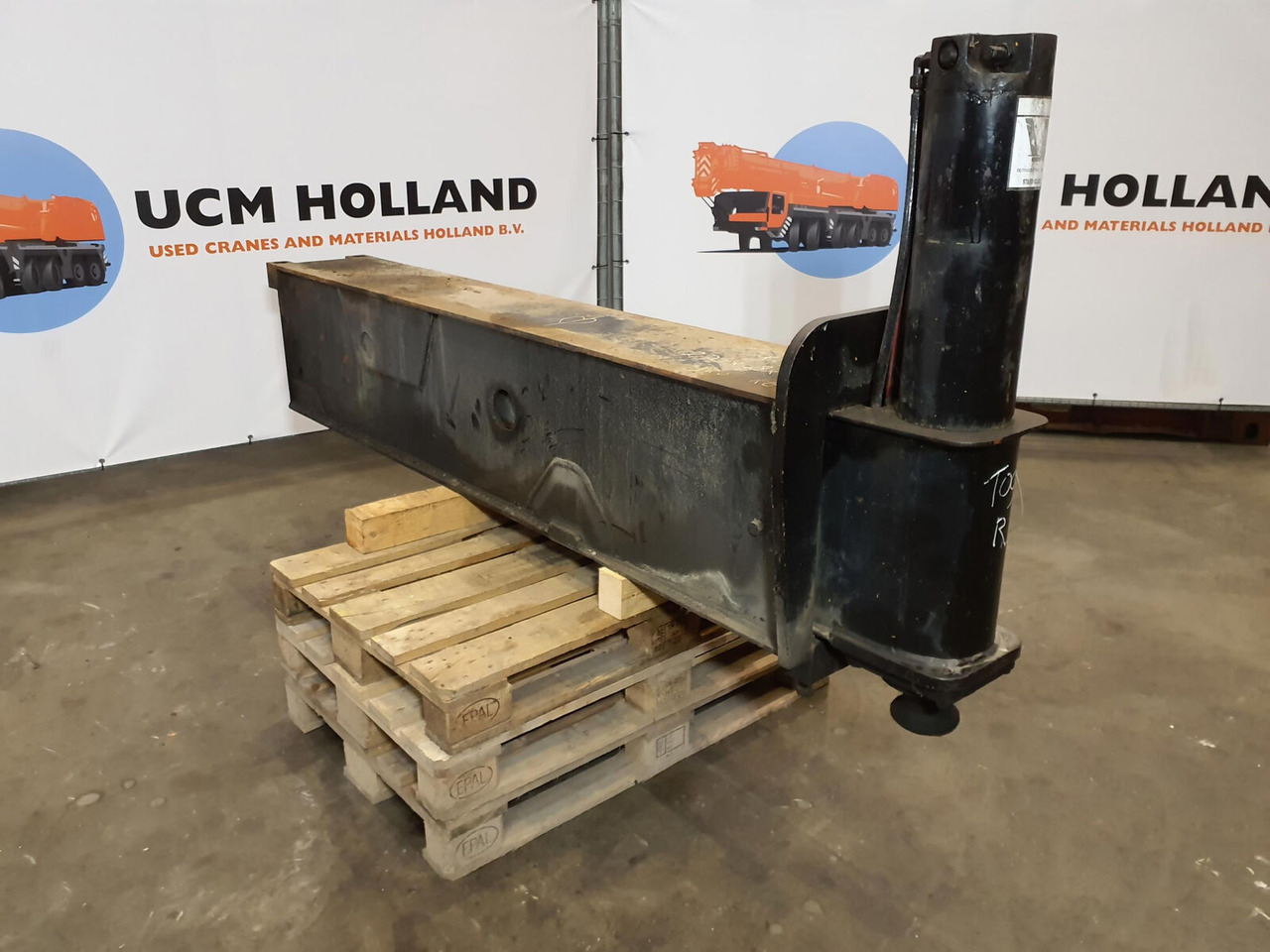 Krupp KMK 5100 sliding beam front - Felfüggesztés - Autódaru: 1 kép. Krupp KMK 5100 sliding beam front - Felfüggesztés - Autódaru: 1 kép.