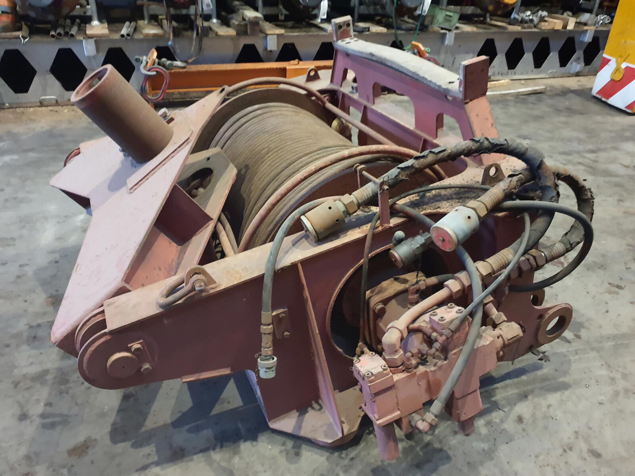 Krupp KMK 8350 2nd winch - Csörlő - Autódaru: 5 kép. Krupp KMK 8350 2nd winch - Csörlő - Autódaru: 5 kép.