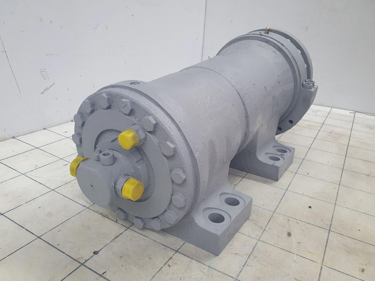 Krupp KMK suspension cylinder - Felfüggesztés - Daru: 5 kép. Krupp KMK suspension cylinder - Felfüggesztés - Daru: 5 kép.