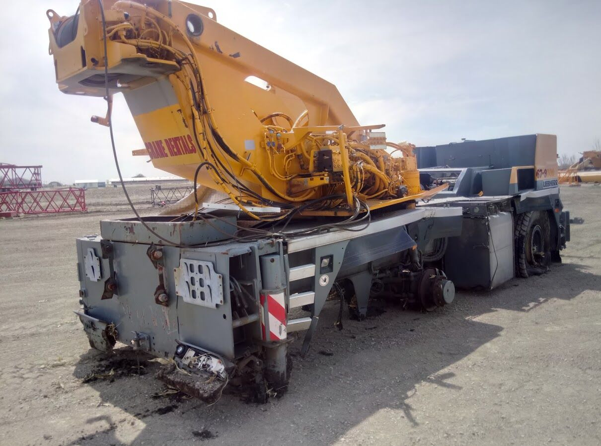 Liebherr LTM 1055-3.2 - Autódaru: 3 kép. Liebherr LTM 1055-3.2 - Autódaru: 3 kép.