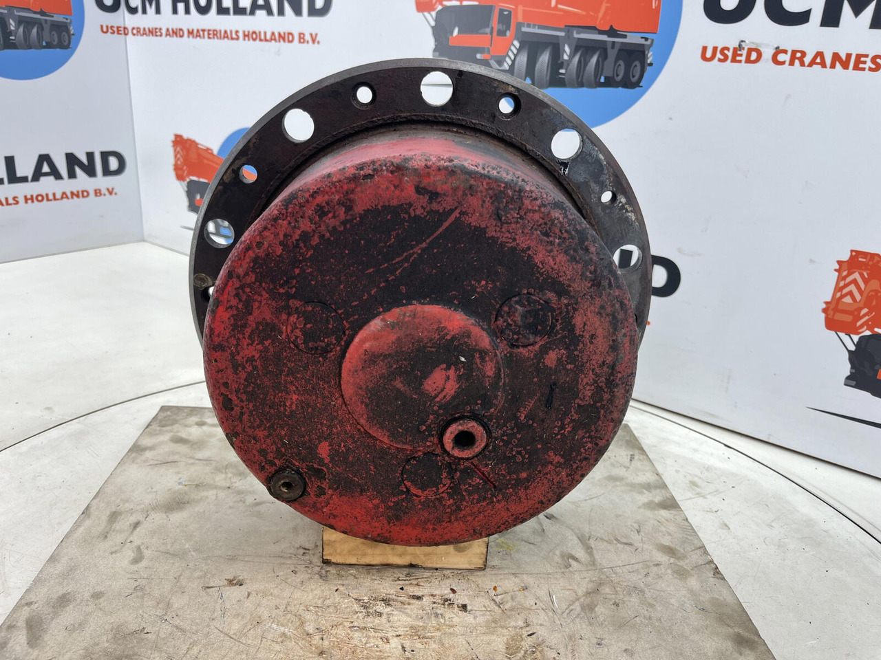 Liebherr LTM 1060/2 planetary gear 17-24-67-32-3pl-H135-46 - Véglehajtás - Autódaru: 1 kép. Liebherr LTM 1060/2 planetary gear 17-24-67-32-3pl-H135-46 - Véglehajtás - Autódaru: 1 kép.