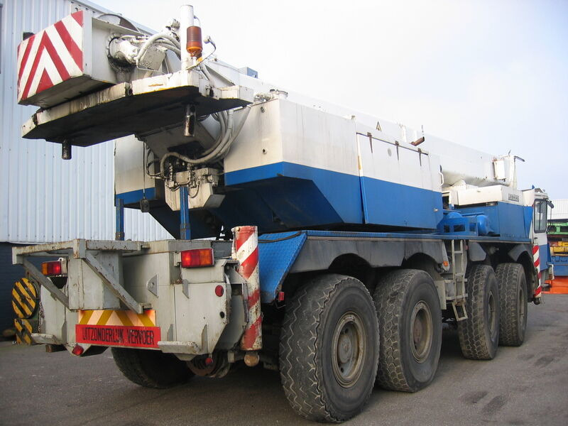 Liebherr LTM 1060`for parts - Autódaru: 2 kép. Liebherr LTM 1060`for parts - Autódaru: 2 kép.