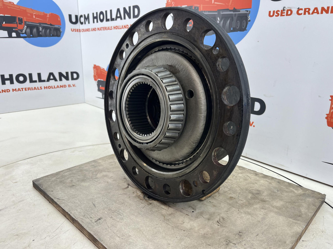 Liebherr LTM 1070 planetary gear 17-24-67-32-3pl-H127-46 - Véglehajtás - Autódaru: 3 kép. Liebherr LTM 1070 planetary gear 17-24-67-32-3pl-H127-46 - Véglehajtás - Autódaru: 3 kép.