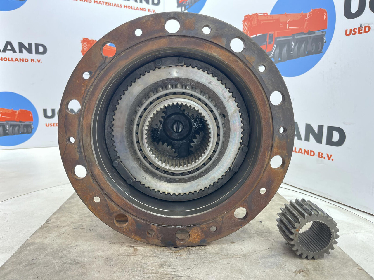 Liebherr LTM 1160 planetary gear 22-25-74-40-4pl-H185-46 - Véglehajtás - Autódaru: 5 kép. Liebherr LTM 1160 planetary gear 22-25-74-40-4pl-H185-46 - Véglehajtás - Autódaru: 5 kép.