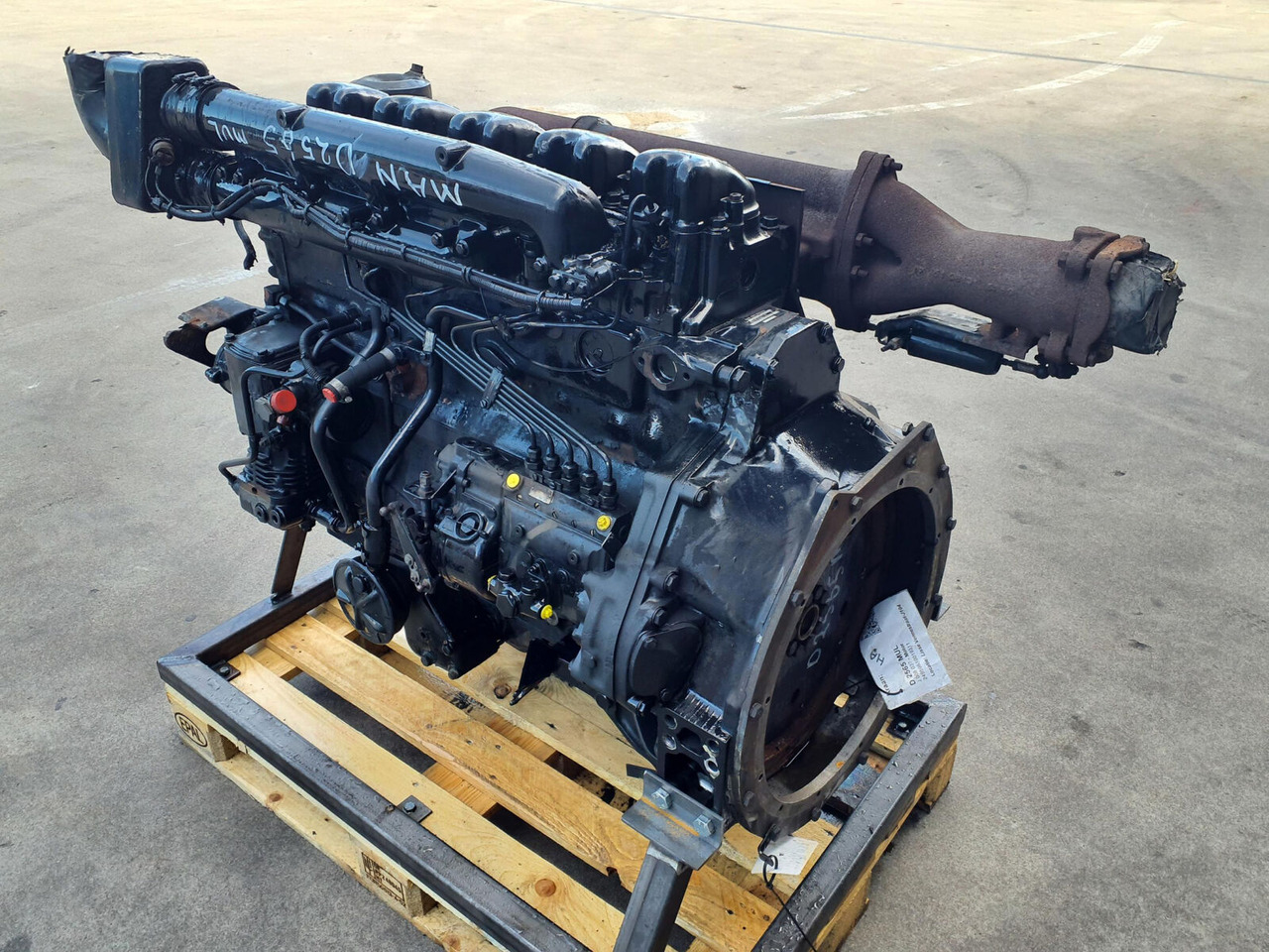 MAN MAN D2565 MUL - Motor - Autódaru: 1 kép. MAN MAN D2565 MUL - Motor - Autódaru: 1 kép.