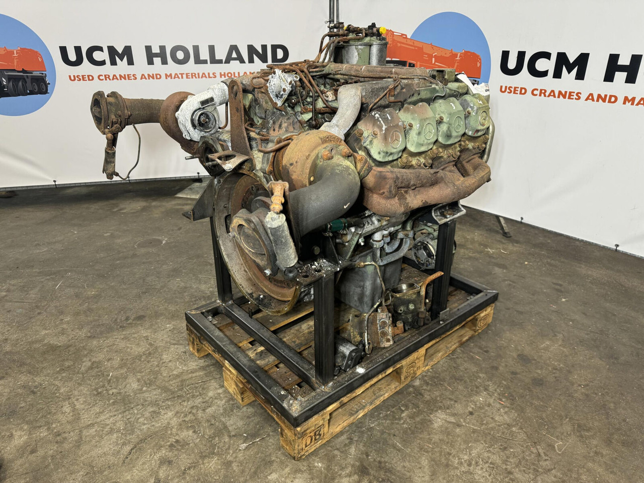 Mercedes-Benz LT 1200 engine Mercedes OM 442 A - Motor - Autódaru: 3 kép. Mercedes-Benz LT 1200 engine Mercedes OM 442 A - Motor - Autódaru: 3 kép.