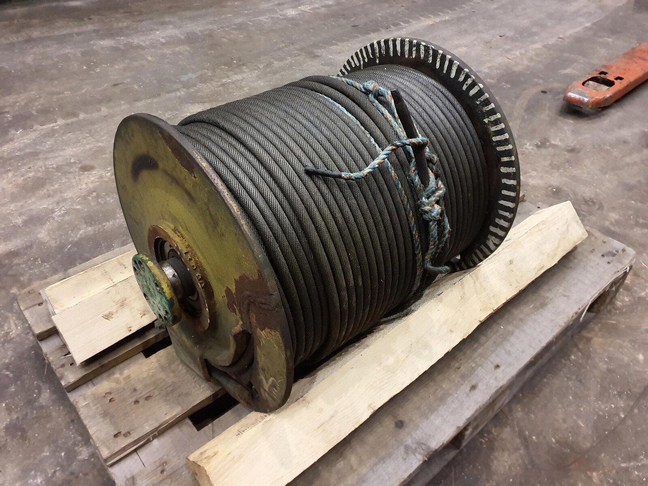 PPM 480 ATT winch complete - Csörlő - Daru: 3 kép. PPM 480 ATT winch complete - Csörlő - Daru: 3 kép.