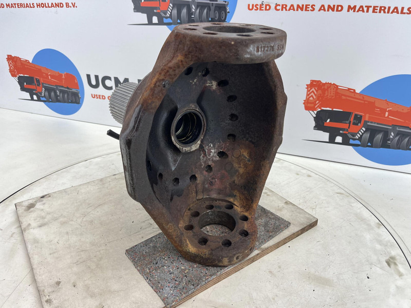 PPM ATT 600 Steering knuckle 16 holes axle 2 - Csonkállvány: 4 kép. PPM ATT 600 Steering knuckle 16 holes axle 2 - Csonkállvány: 4 kép.