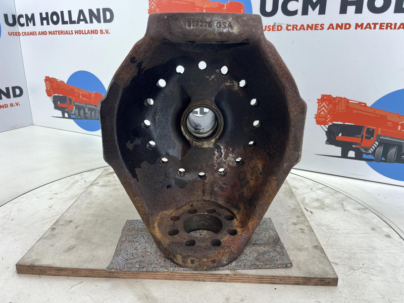 PPM ATT 600 Steering knuckle 16 holes axle 2 - Csonkállvány: 5 kép. PPM ATT 600 Steering knuckle 16 holes axle 2 - Csonkállvány: 5 kép.