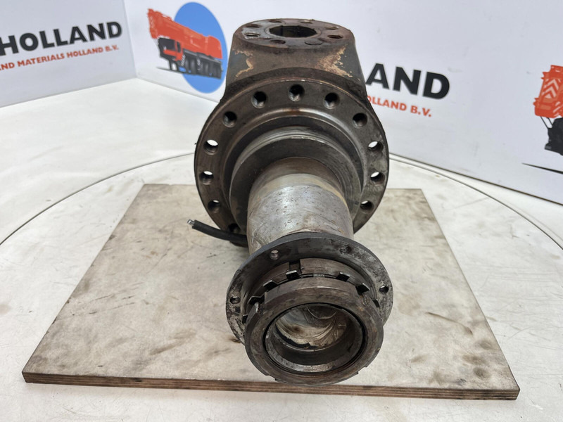 PPM PPM 480 ATT Steering knuckle 16 holes axle 3 - Csonkállvány: 2 kép. PPM PPM 480 ATT Steering knuckle 16 holes axle 3 - Csonkállvány: 2 kép.