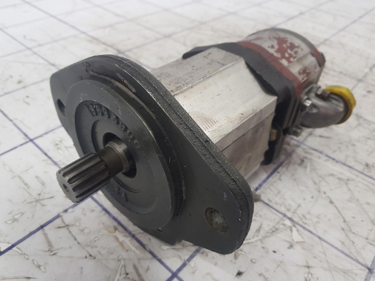 Rexroth Rexroth dual gear pump - Hidraulikus szivattyú - Daru: 2 kép. Rexroth Rexroth dual gear pump - Hidraulikus szivattyú - Daru: 2 kép.