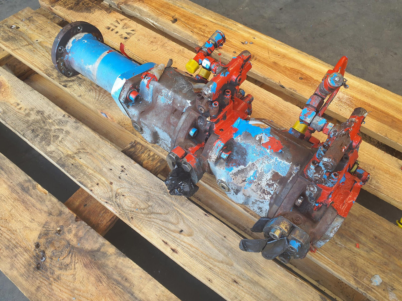 Rexroth Rexroth pump A1OV 0 28 DFR1/31R - Hidraulikus szivattyú - Autódaru: 3 kép. Rexroth Rexroth pump A1OV 0 28 DFR1/31R - Hidraulikus szivattyú - Autódaru: 3 kép.