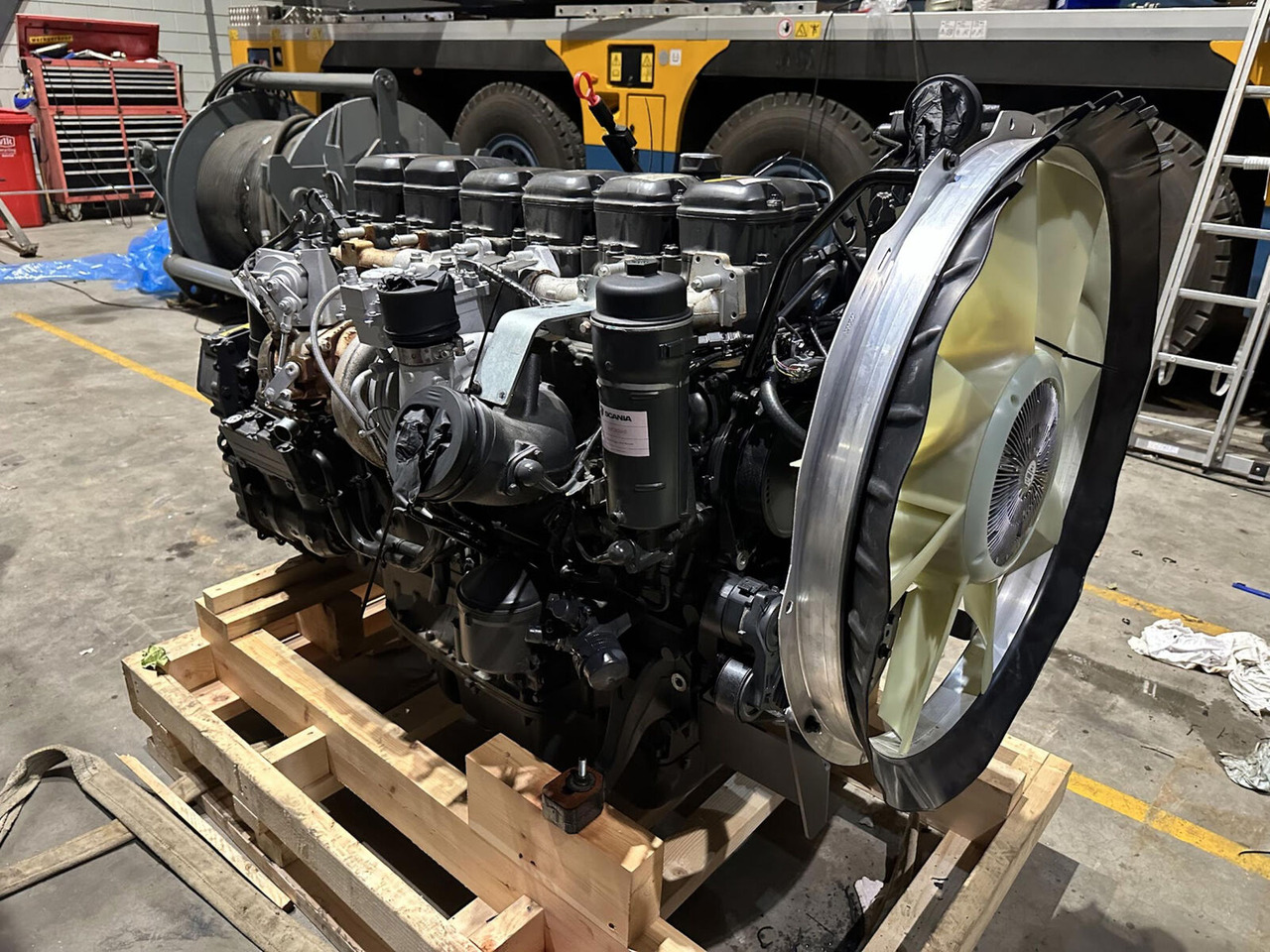 Scania Demag AC 220-1, AC 5.220-1 Scania DC13 313A motor - Motor - Daru: 3 kép. Scania Demag AC 220-1, AC 5.220-1 Scania DC13 313A motor - Motor - Daru: 3 kép.