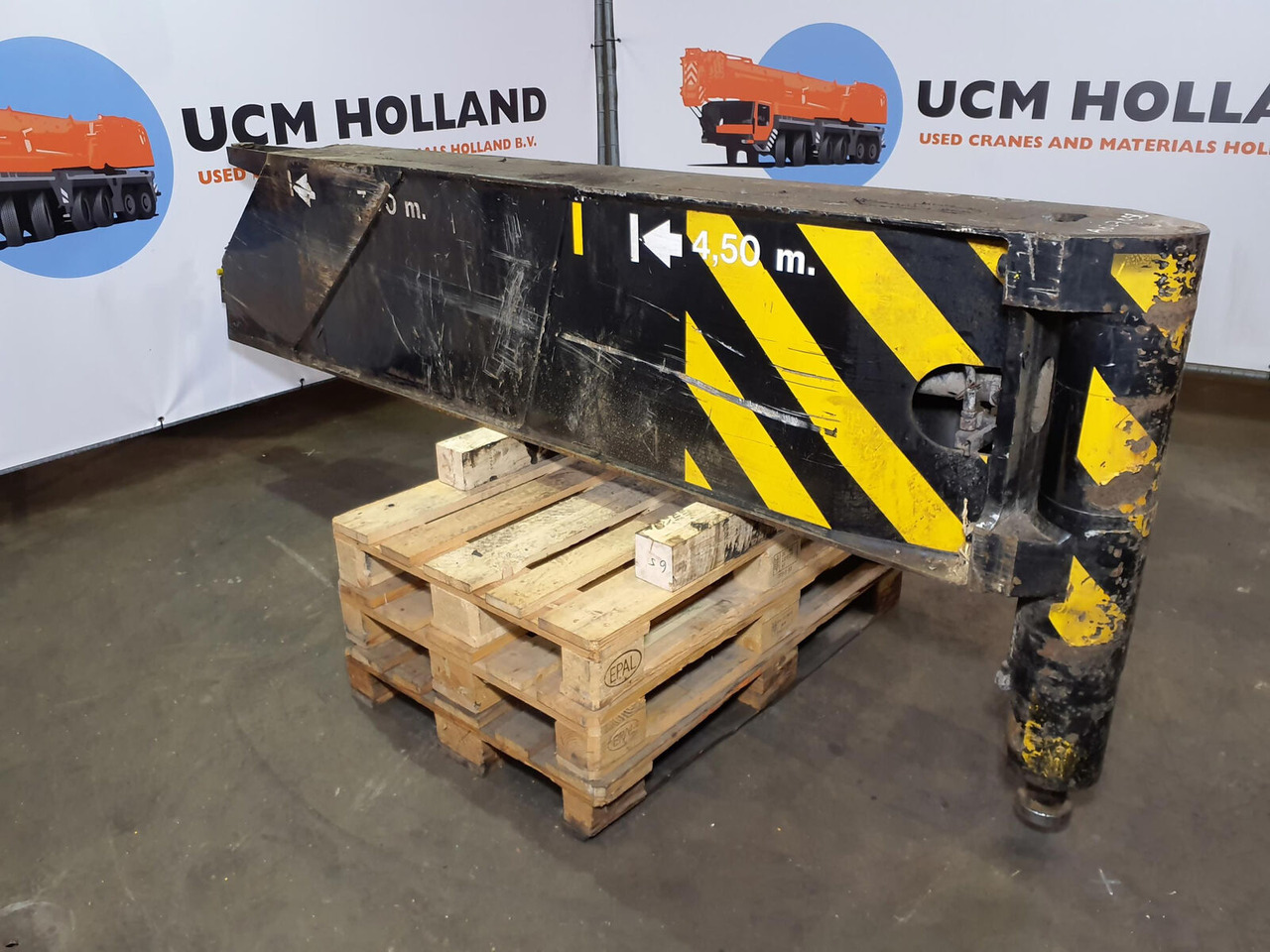 Terex AC 100 outrigger beam complete rear - Felfüggesztés - Autódaru: 1 kép. Terex AC 100 outrigger beam complete rear - Felfüggesztés - Autódaru: 1 kép.