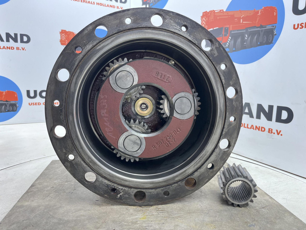 Terex AC 155 Planetary gear 17-24-67-32-3pl-H136-46 - Véglehajtás - Autódaru: 4 kép. Terex AC 155 Planetary gear 17-24-67-32-3pl-H136-46 - Véglehajtás - Autódaru: 4 kép.