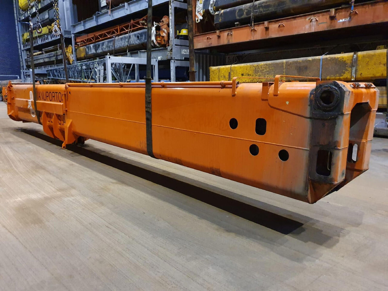 Terex AC 205 base section - Darugém - Autódaru: 3 kép. Terex AC 205 base section - Darugém - Autódaru: 3 kép.