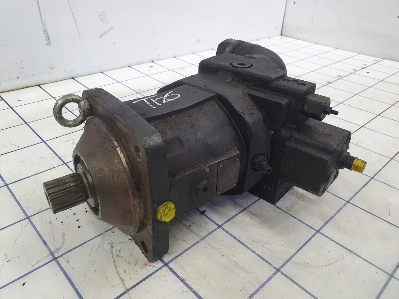Terex AC 50 variable displacement pump - Hidraulikus szivattyú - Autódaru: 4 kép. Terex AC 50 variable displacement pump - Hidraulikus szivattyú - Autódaru: 4 kép.