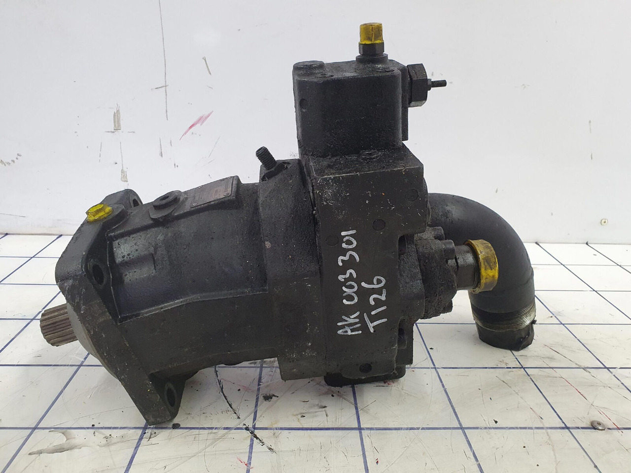 Terex AC 50 variable displacement pump - Hidraulikus szivattyú - Autódaru: 2 kép. Terex AC 50 variable displacement pump - Hidraulikus szivattyú - Autódaru: 2 kép.