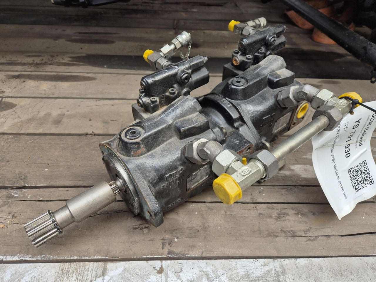 Terex Challenger 3160 Variable pump ass - Hidraulikus szivattyú - Autódaru: 1 kép. Terex Challenger 3160 Variable pump ass - Hidraulikus szivattyú - Autódaru: 1 kép.