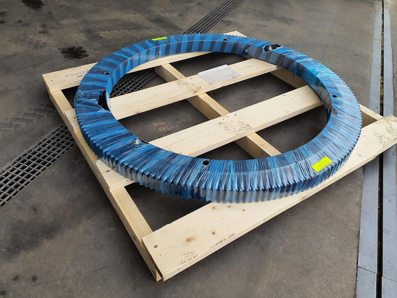 Terex Challenger 3160 slewing ring - Elforduló gyűrű - Autódaru: 3 kép. Terex Challenger 3160 slewing ring - Elforduló gyűrű - Autódaru: 3 kép.