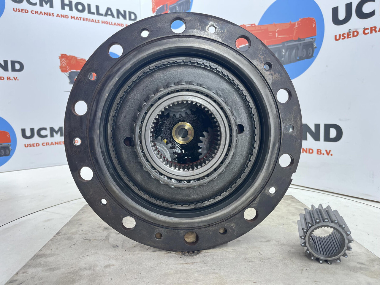 Terex/Demag AC 35 planetary gear 17-24-67-32-3pl-H135-46 - Véglehajtás - Autódaru: 4 kép. Terex/Demag AC 35 planetary gear 17-24-67-32-3pl-H135-46 - Véglehajtás - Autódaru: 4 kép.