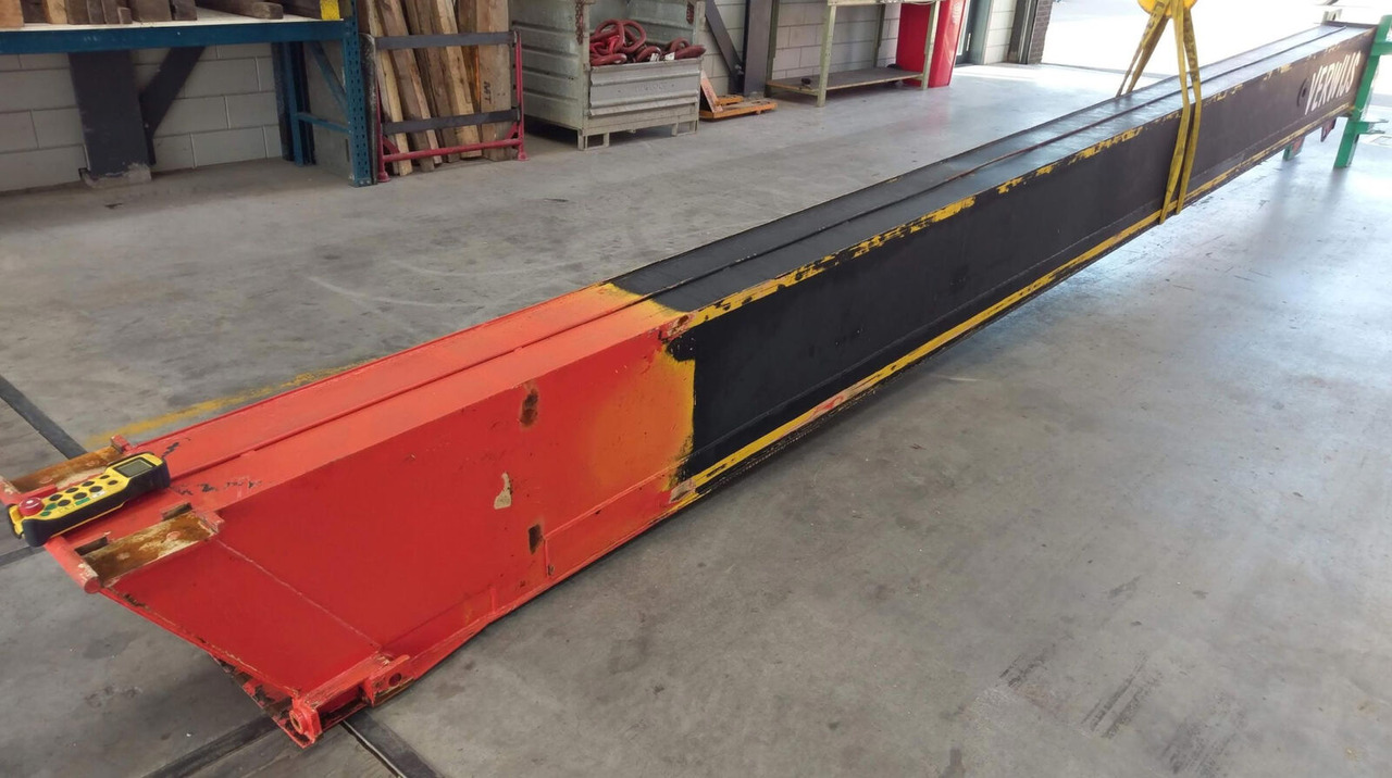 Terex PPM 480 ATT telescopic head section - Darugém - Autódaru: 3 kép. Terex PPM 480 ATT telescopic head section - Darugém - Autódaru: 3 kép.