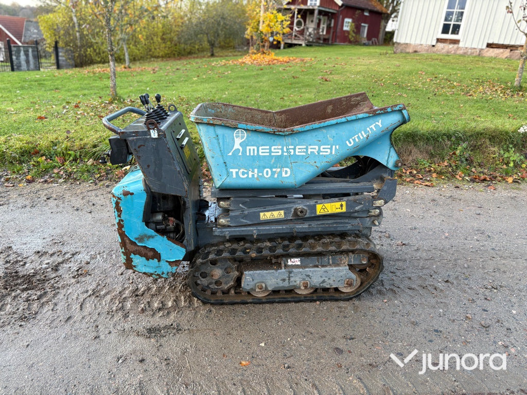 Banddumper - Messersi TCH-07D - Lánctalpas dömper: 1 kép. Banddumper - Messersi TCH-07D - Lánctalpas dömper: 1 kép.
