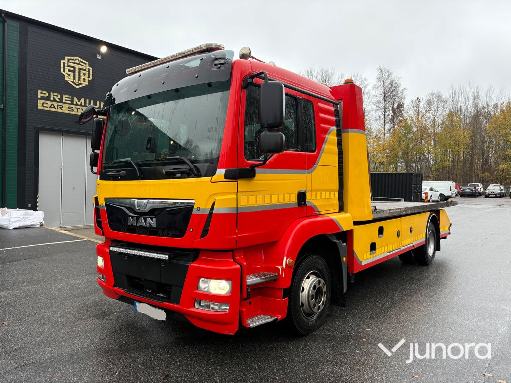 Bärgningsbil - Man TGM 15.250 4X2 LL - Vontató: 1 kép. Bärgningsbil - Man TGM 15.250 4X2 LL - Vontató: 1 kép.