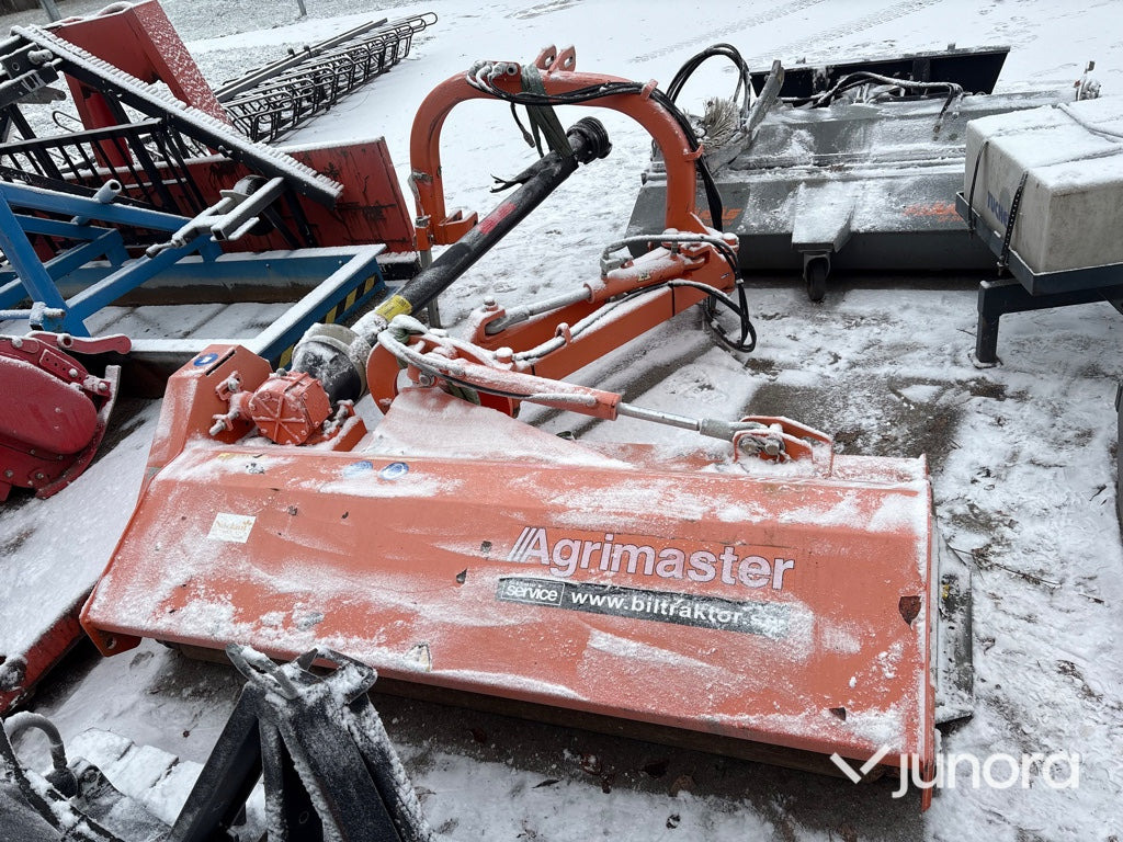 Betesputs - Agrimaster FL 190 Super - Padkakasza: 2 kép. Betesputs - Agrimaster FL 190 Super - Padkakasza: 2 kép.