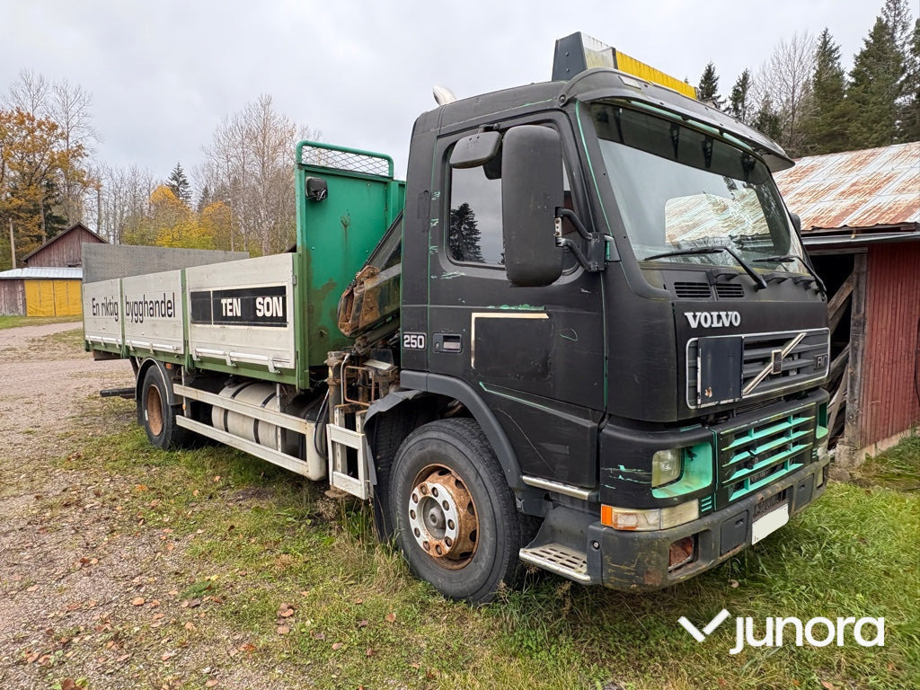 Kranbil - Volvo FM7 4*2 - Egyéb gépek: 4 kép. Kranbil - Volvo FM7 4*2 - Egyéb gépek: 4 kép.