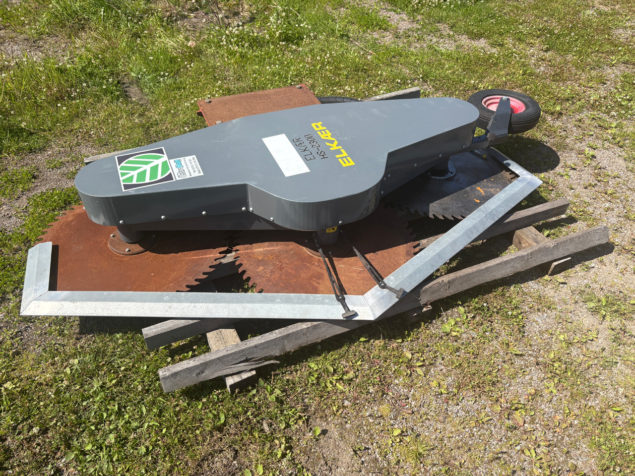 ELKÆR HS‑2300 - Erdészeti gép: 5 kép. ELKÆR HS‑2300 - Erdészeti gép: 5 kép.