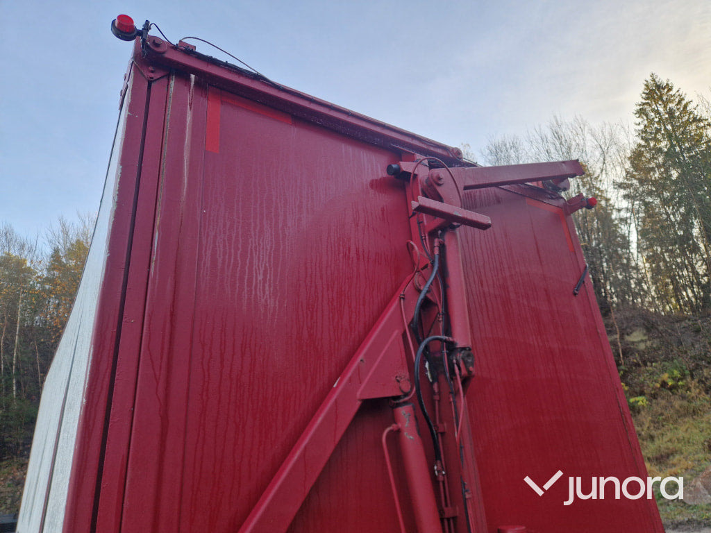 Flisskåp - till lastbil - Doboz felépitmény: 2 kép. Flisskåp - till lastbil - Doboz felépitmény: 2 kép.