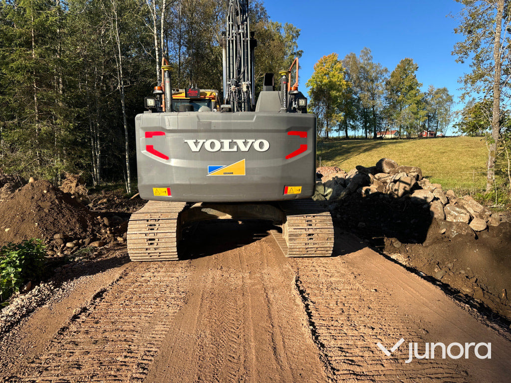 Lánctalpas kotró Grävmaskin - Volvo, EC 220 EL: 7 kép. Lánctalpas kotró Grävmaskin - Volvo, EC 220 EL: 7 kép.