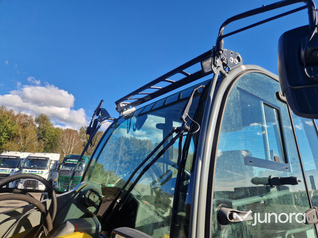 Hjullastare Kramer 8115 - Gumikerekes homlokrakodó: 4 kép. Hjullastare Kramer 8115 - Gumikerekes homlokrakodó: 4 kép.
