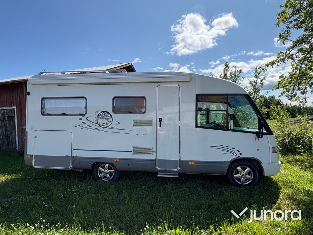 Husbil Fiat Dethleffs I5942 - Integrált lakóautó: 4 kép. Husbil Fiat Dethleffs I5942 - Integrált lakóautó: 4 kép.