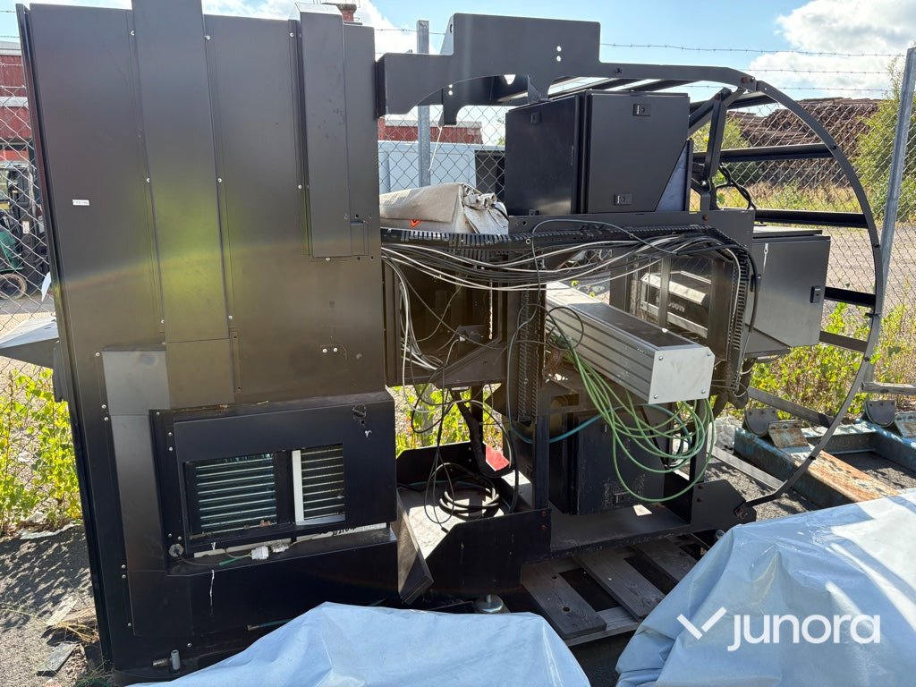 Skanningsystem - WoodEye 5 - Ipari gép: 3 kép. Skanningsystem - WoodEye 5 - Ipari gép: 3 kép.