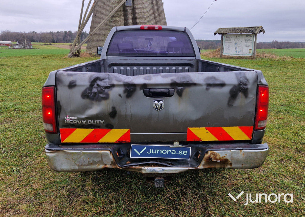 Lastbil - Dodge, RAM ST 2500 Quad, Cummins - Pickup: 3 kép. Lastbil - Dodge, RAM ST 2500 Quad, Cummins - Pickup: 3 kép.