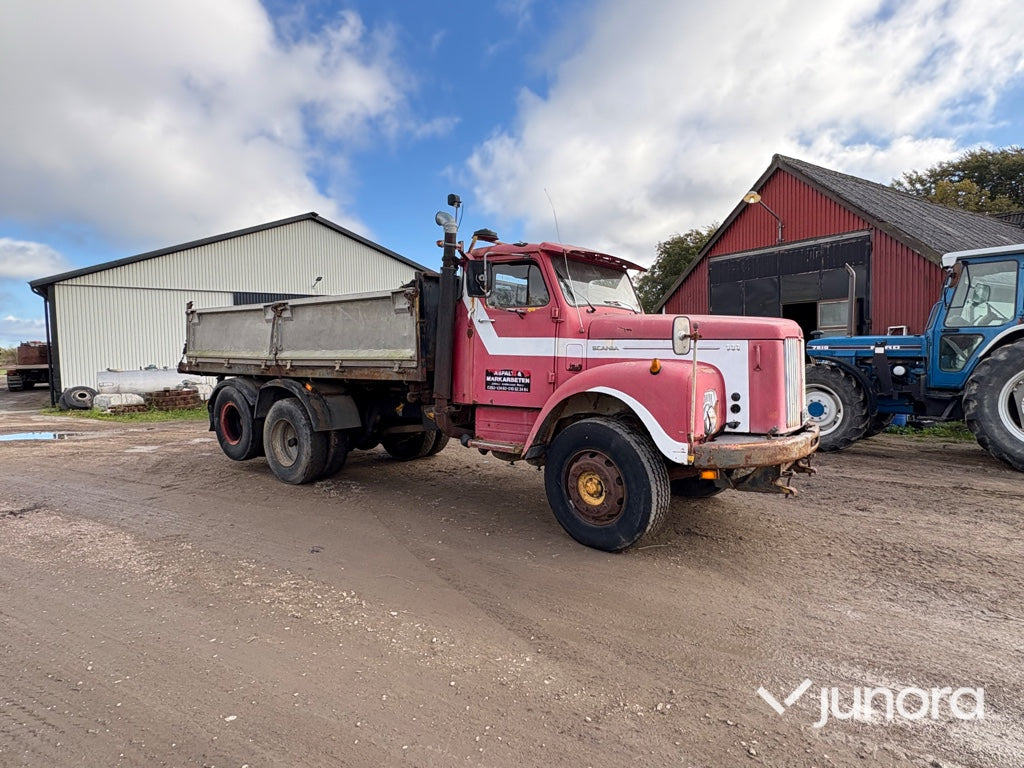 Lastbil - Scania, LS 111S 42/B - Billenőplatós teherautó: 3 kép. Lastbil - Scania, LS 111S 42/B - Billenőplatós teherautó: 3 kép.
