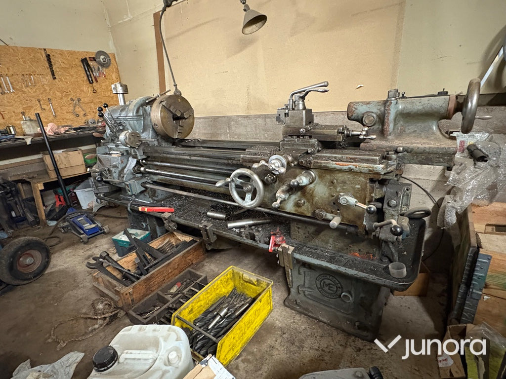 Metallsvarv - Munktells C40 - Fémeszterga: 2 kép. Metallsvarv - Munktells C40 - Fémeszterga: 2 kép.