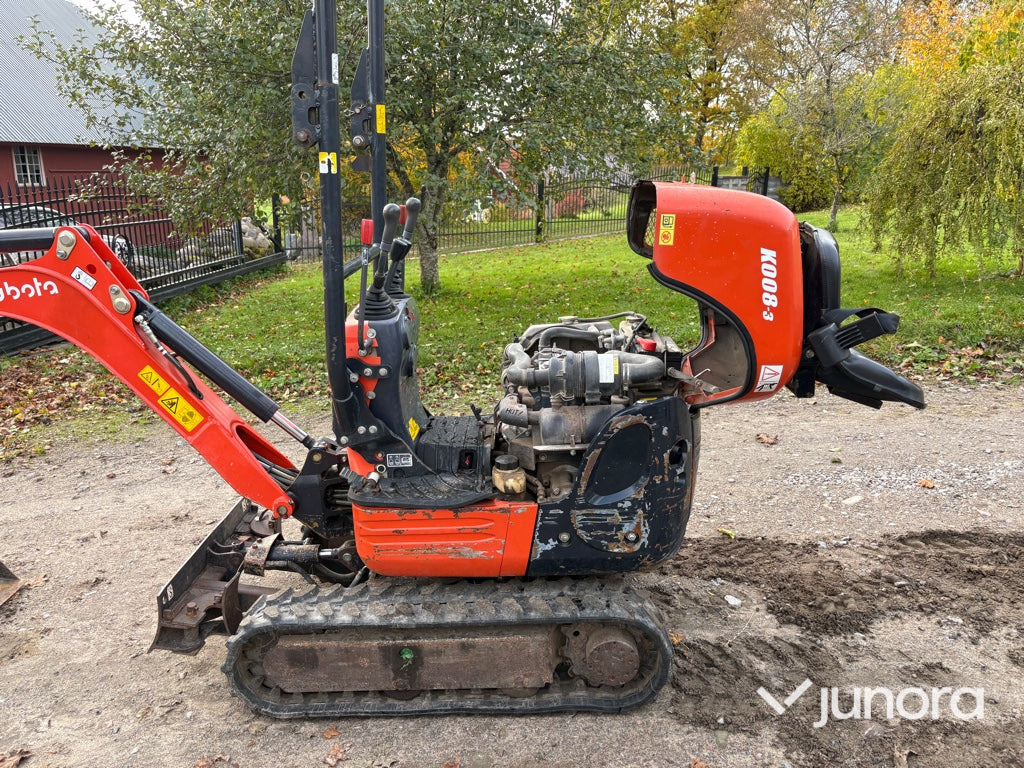 Minigrävare - Kubota, K008-3 - Minikotró: 3 kép. Minigrävare - Kubota, K008-3 - Minikotró: 3 kép.