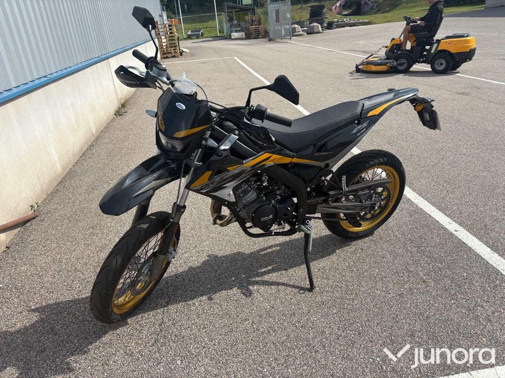 Motorkerékpár NY! EU moped Nightrider Rieju Drac: 1 kép.