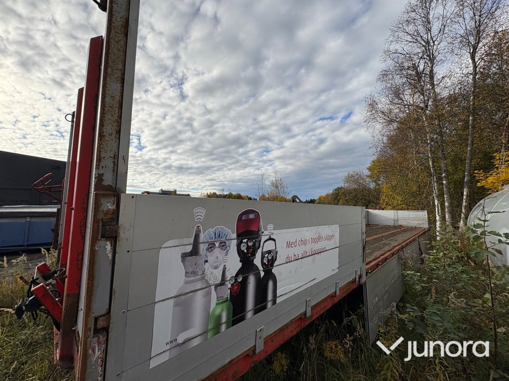 Släp - Kaupe, 2 LLP, 12.5 meter - Platós félpótkocsi: 2 kép. Släp - Kaupe, 2 LLP, 12.5 meter - Platós félpótkocsi: 2 kép.