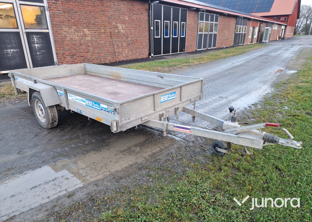 Släp - Rekotrailer, FF 1912 - Platós pótkocsi: 5 kép. Släp - Rekotrailer, FF 1912 - Platós pótkocsi: 5 kép.