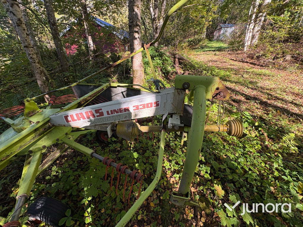 Strängläggare Claas Liner 3305 - Szénaforgató: 5 kép. Strängläggare Claas Liner 3305 - Szénaforgató: 5 kép.