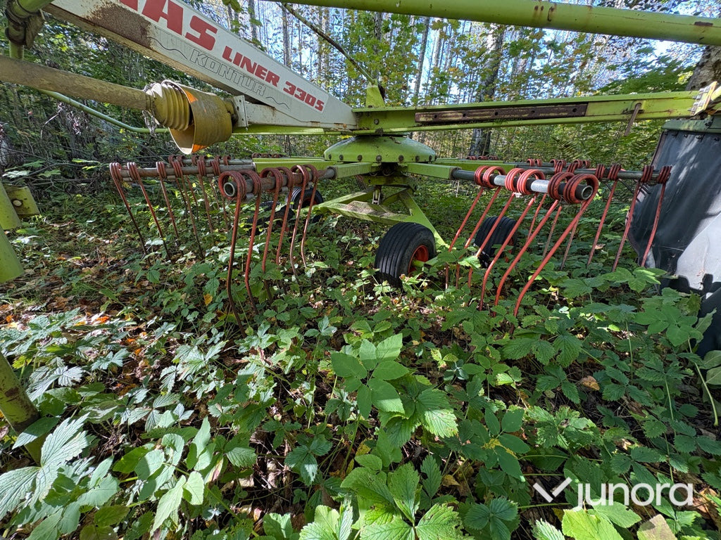 Strängläggare Claas Liner 3305 - Szénaforgató: 4 kép. Strängläggare Claas Liner 3305 - Szénaforgató: 4 kép.