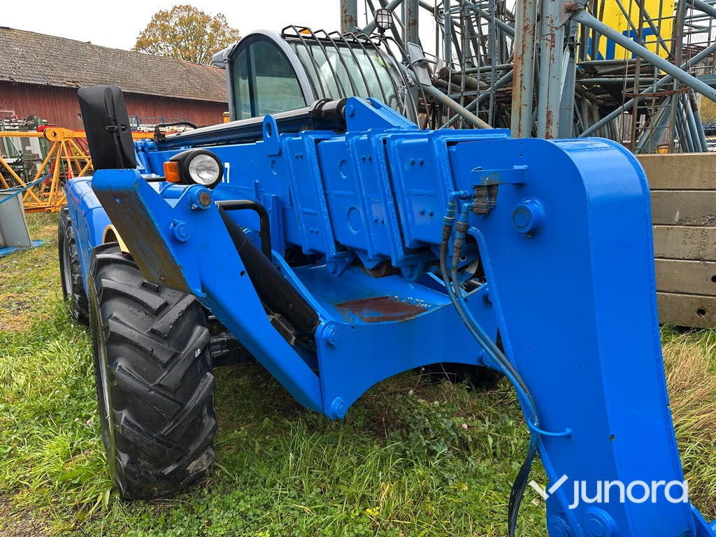 Teleskoplastare - Genie GTH-4017 - Teleszkópos rakodó: 3 kép. Teleskoplastare - Genie GTH-4017 - Teleszkópos rakodó: 3 kép.